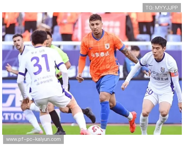 中超射手榜第一继续领跑！29轮斩获25球，山东泰山连续不败10场，中超射手榜排名进球